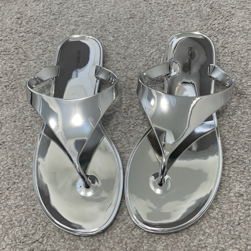 BCBGeneration Silver Thongs NWOT 8